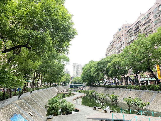 中華綠意盎然美店面(2023735),新北市新莊區中華路二段